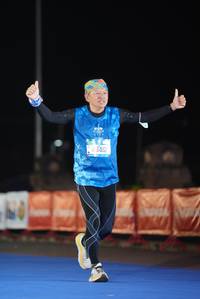 BIB: 10000, 3412
                            <button type="button" onclick="openModal(19760683)" class="btn btn-primary btn-sm float-right btn-popup" data-toggle="modal" data-target=".modal-high-quality">
                        <i class="fas fa-shopping-cart"></i> Add to Cart
                    </button>
                                            <button type="button" onclick="isThisMe(19760683, true)" class="btn btn-success btn-sm float-right btn-popup btn-isme hidden" data-toggle="tooltip" data-placement="bottom" title="นี่คือรูปของคุณใช่ไหม คลิกที่นี่เพื่อเอาเข้าอัลบั้ม">
                        <i class="fas fa-plus"></i> Add to album
                    </button>
                    <button type="button" onclick="isThisMe(19760683, false)" class="btn btn-warning btn-sm float-right btn-popup btn-isnotme hidden">
                        <i class="fas fa-ban"></i> Remove from album
                    </button>